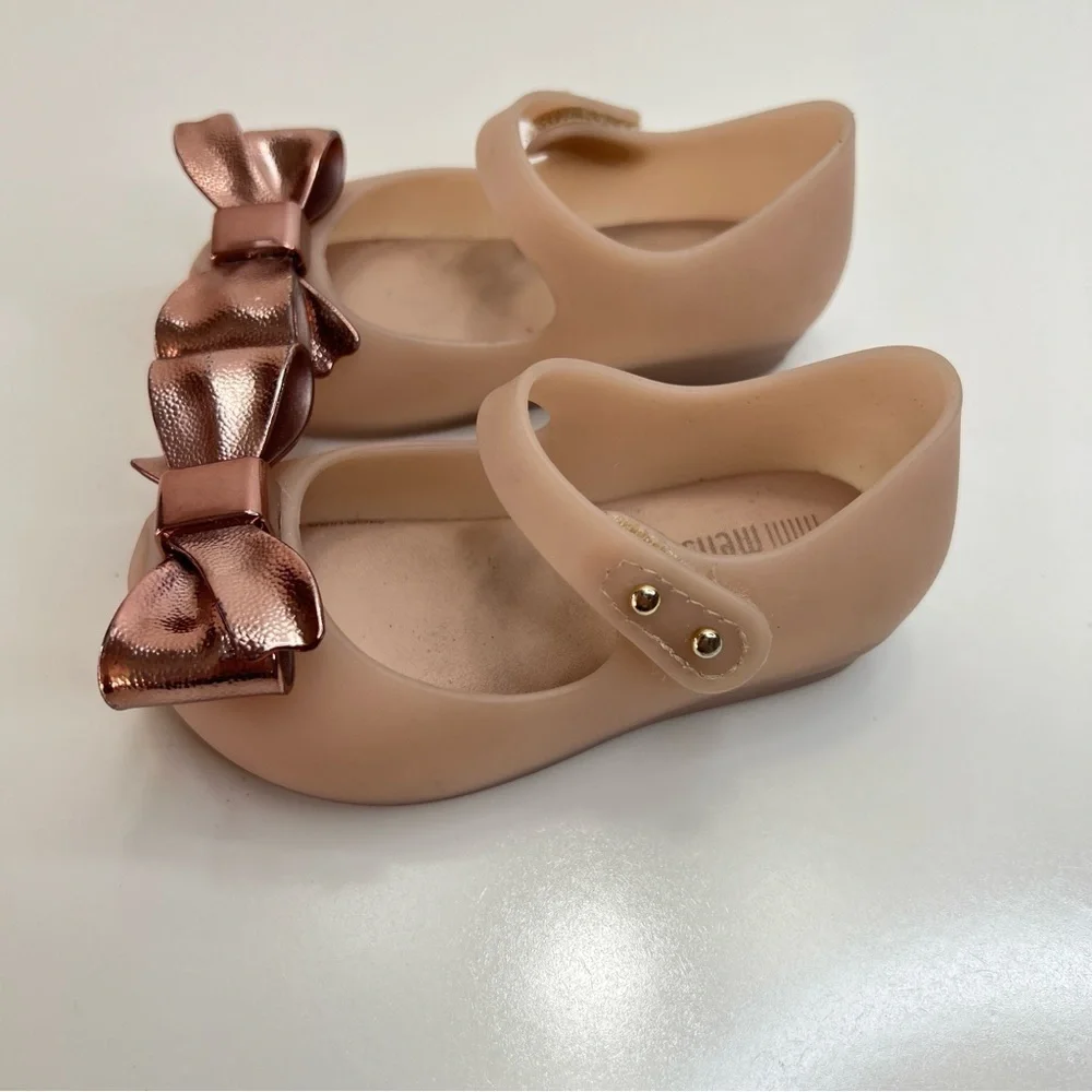 Mini Melissa rose gold pink metallic bow Scented Shoes Size 6 Toddler Girls